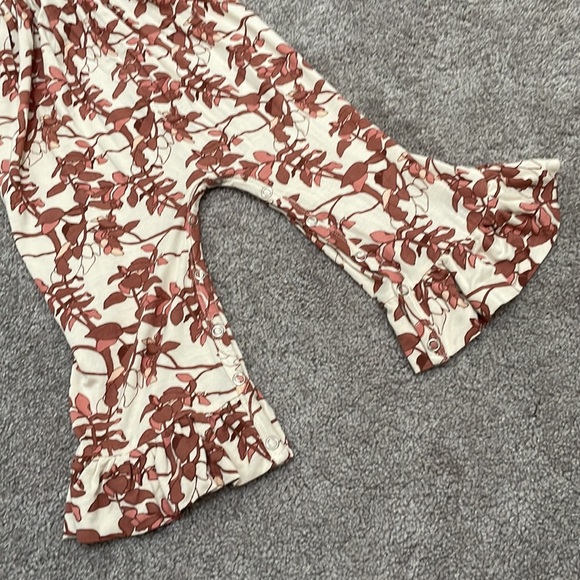 Kate Quinn Floral Ruffle Jumpsuit - Picture 3 of 9